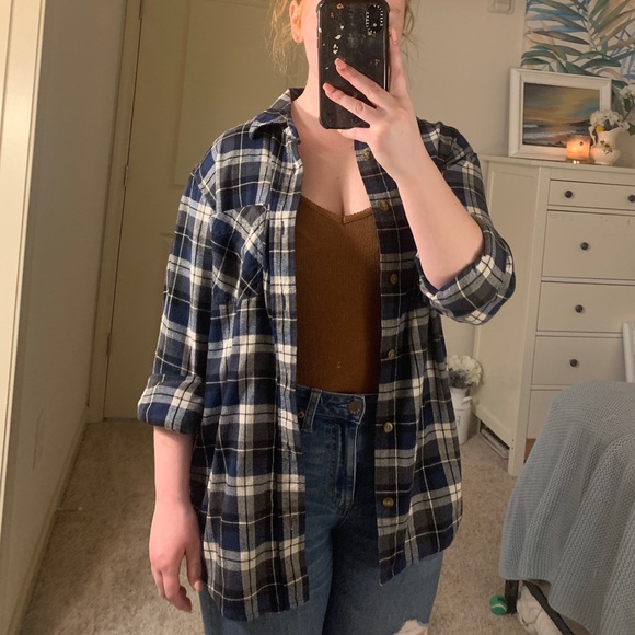 Flannel 💗 - Picture 2 of 3